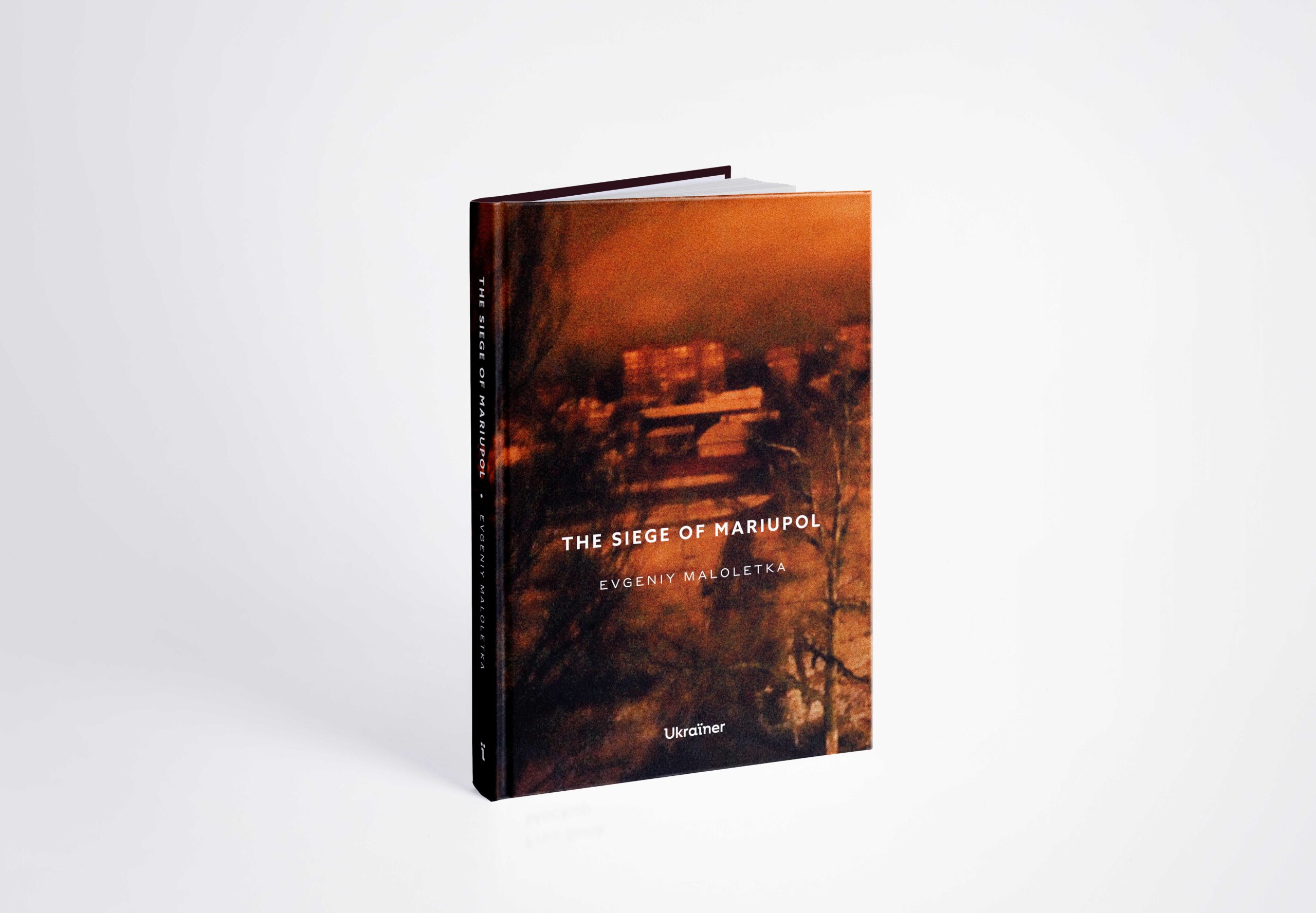 ПЕРЕДПРОДАЖ. Книжка The Siege of Mariupol
